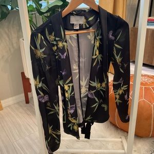 H&M Size 2 Black Floral Satin Blazer